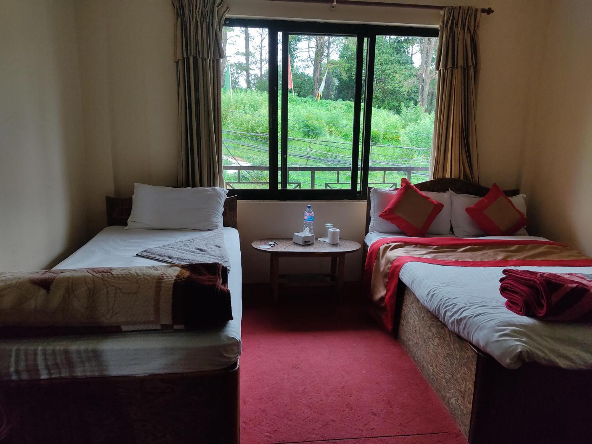 Hotel Nagarkot Holiday Inn Kamer foto